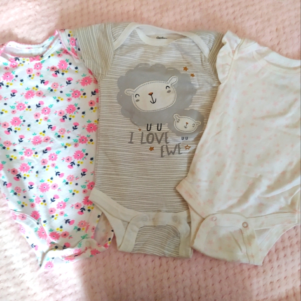 🔥3 pcs Baby girl clothes, 0-3M baby girl,  onesies